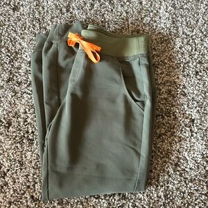 Figs jogger pant. Size S petite.